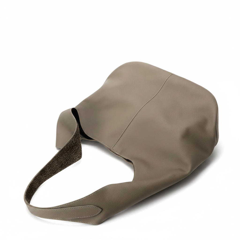 Large Cowhide Tote Bag – Minimal Everyday Handbag