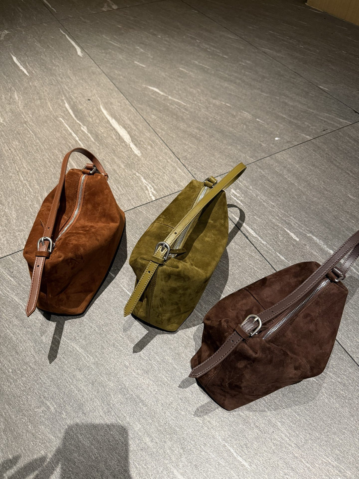 Women’s Red Textured Leather Underarm Bag – Trendy Shoulder & Handbag