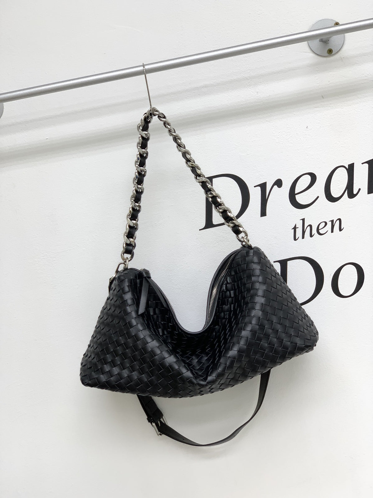 Woven Cowhide Leather Shoulder Bag – Large Capacity Tote