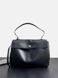 Chain Strap Leather Crossbody Bag – Elegant Lock Closure