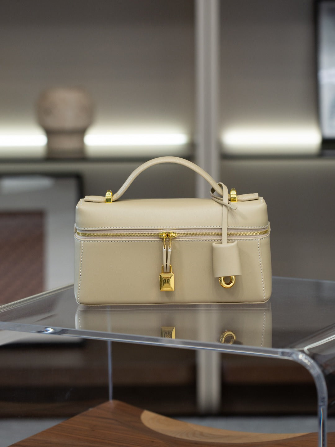 Cowhide Leather Mini Shoulder Bag – Handbag & Crossbody