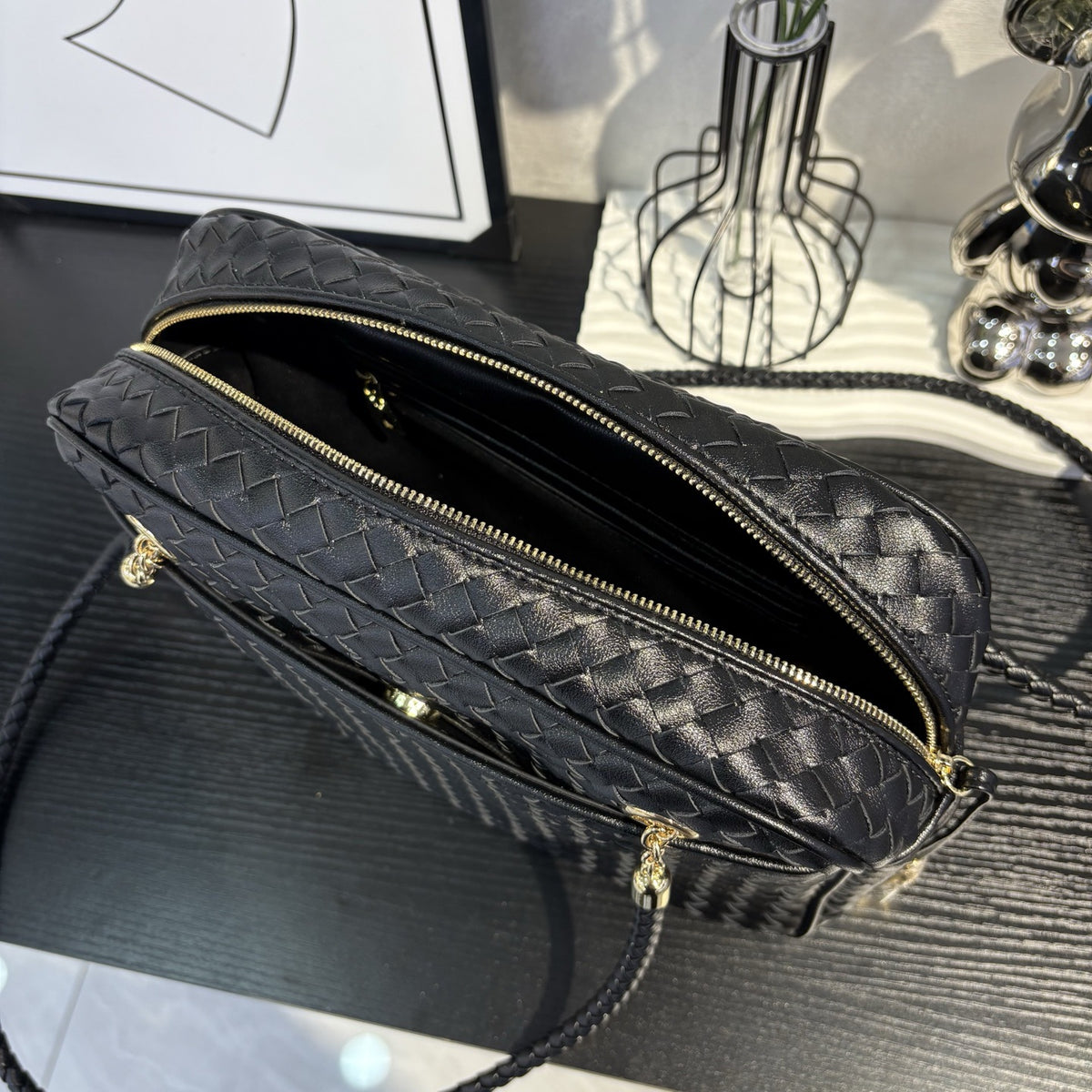 Women’s Handwoven Leather Camera Bag – Vintage Shoulder & Handbag