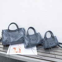 Vintage Cowhide Leather Studded Handbag – Shoulder & Crossbody