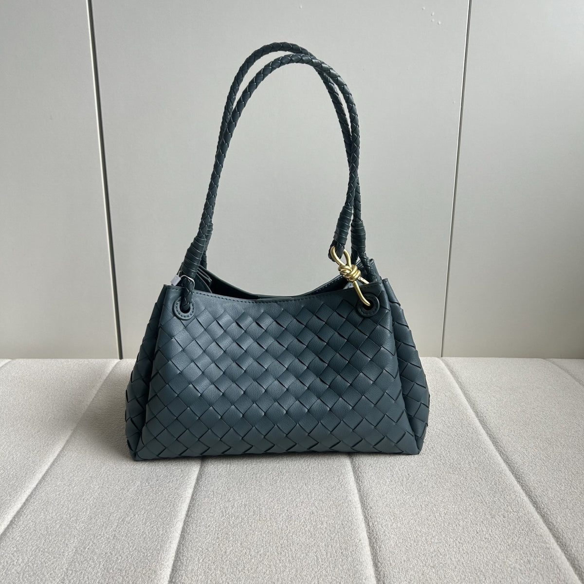 Women’s Woven Calfskin Tote – Leather Shoulder & Handbag with Metal Clasp