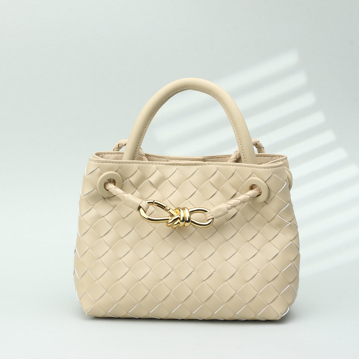 Premium Woven Cowhide Leather Handbag – Shoulder & Crossbody