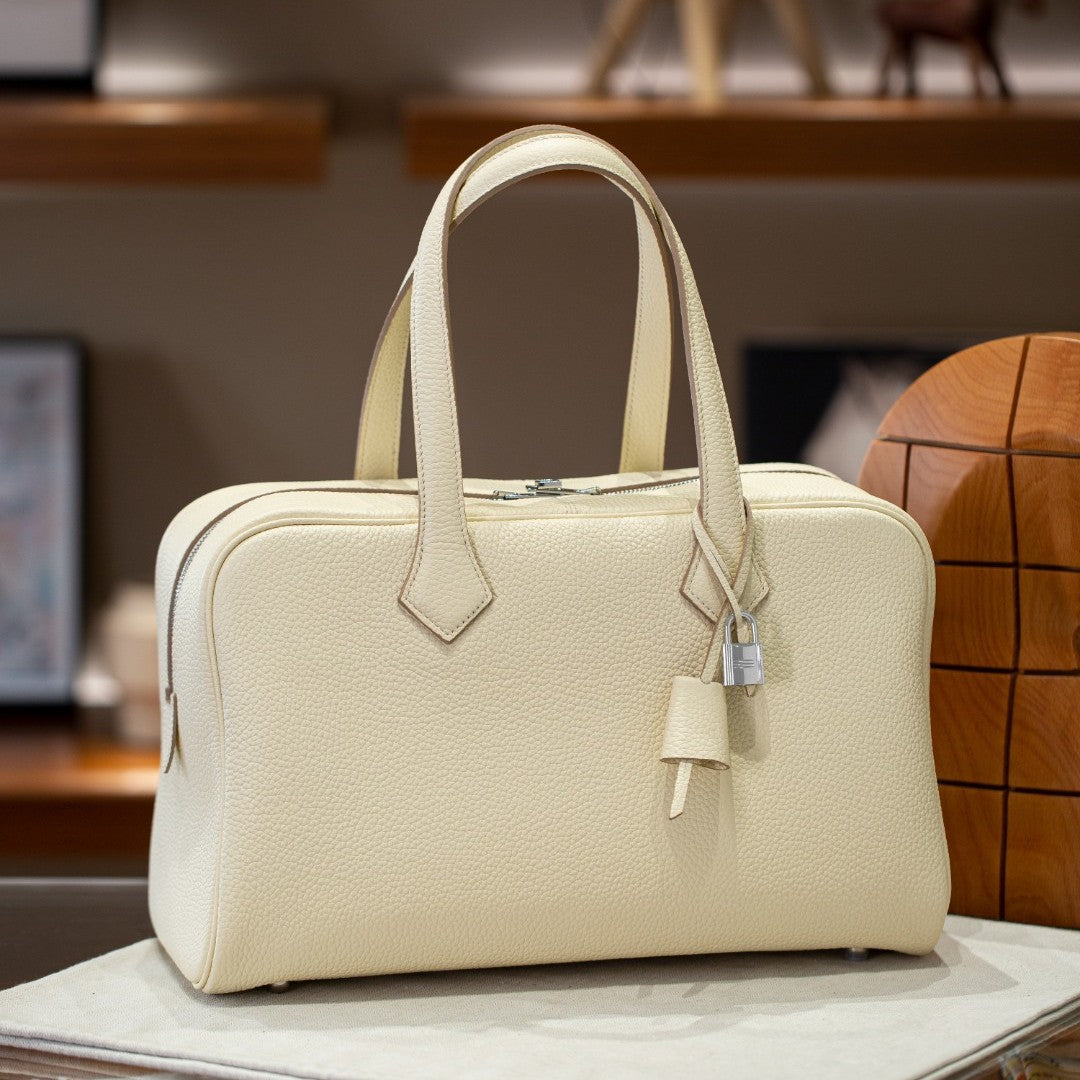 Large Capacity Cowhide Leather Tote Bag