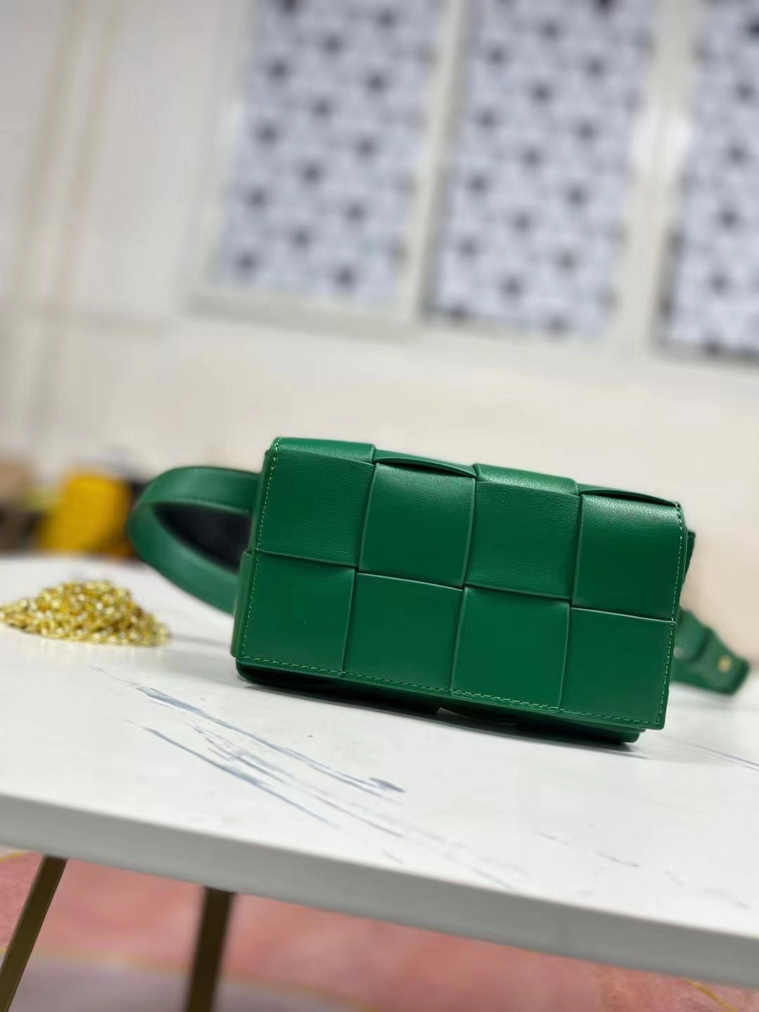 Woven Envelope Crossbody Bag – Small Square Handbag