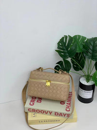 Women’s Woven Leather Handbag – Small Top-Grain Shoulder & Crossbody Bag