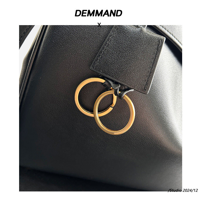 Chain Strap Leather Crossbody Bag – Elegant Lock Closure