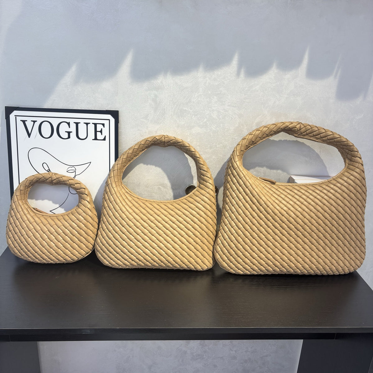 Women’s Woven Leather Round Bag – Handcrafted Handbag & Crossbody