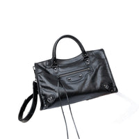 Vintage Cowhide Leather Studded Handbag – Shoulder & Crossbody