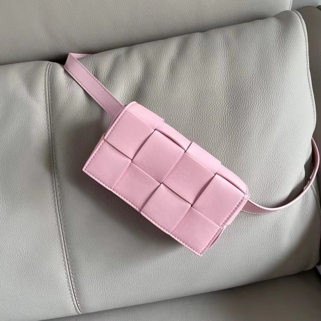 Woven Envelope Crossbody Bag – Small Square Handbag