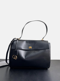 Chain Strap Leather Crossbody Bag – Elegant Lock Closure