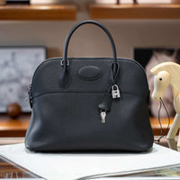 Ostrich-Textured Leather Shell Bag – Large Capacity