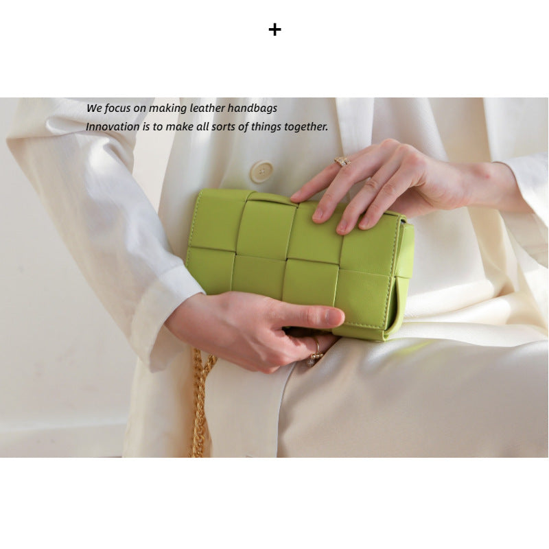 Woven Envelope Crossbody Bag – Small Square Handbag