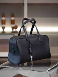 Large Capacity Cowhide Leather Tote Bag