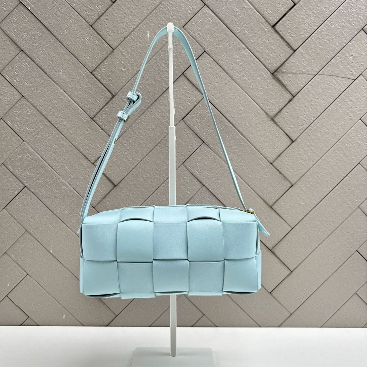 Women’s Leather Woven Mini Pillow Bag – Handbag, Shoulder & Crossbody