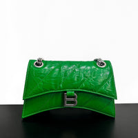 Women’s Quilted Leather Hourglass Bag – Chain Shoulder & Crossbody