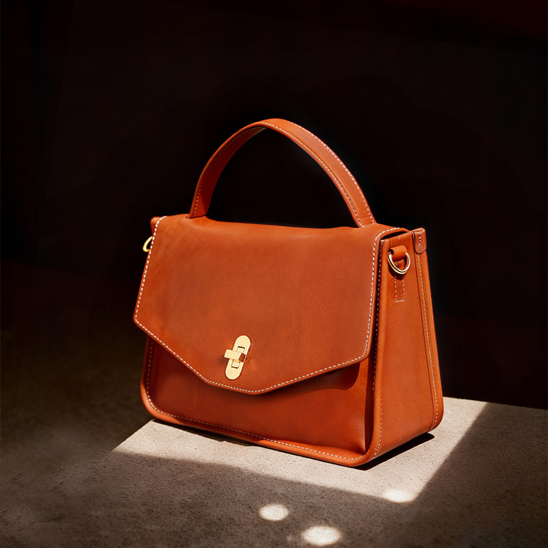 Women’s Leather Vintage Messenger Bag – Handbag & Crossbody