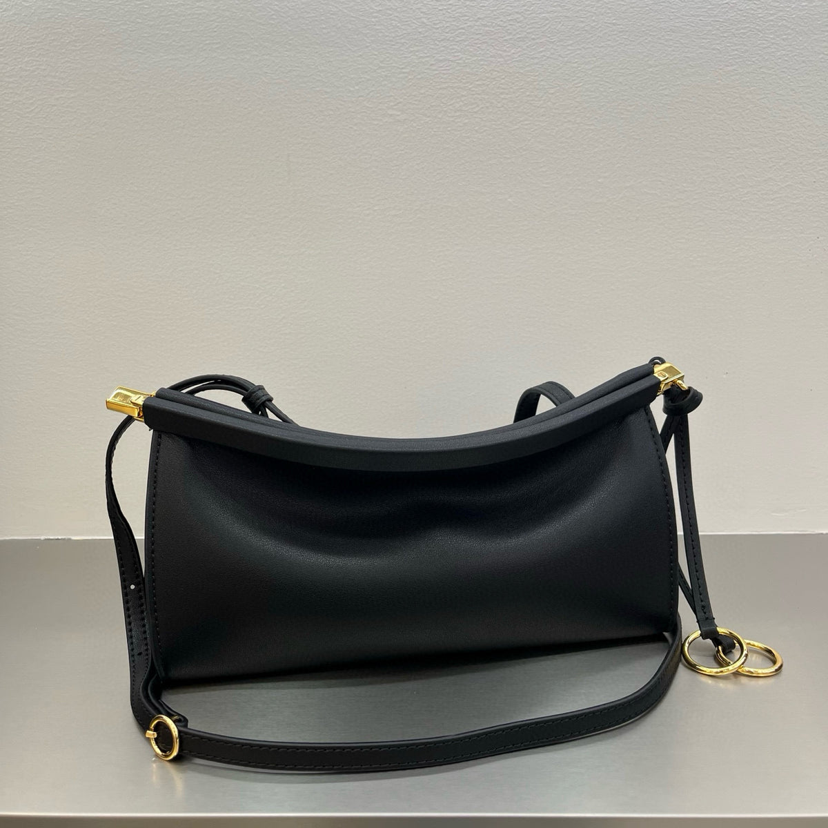 Minimalist Cowhide Leather Shoulder Bag – Square Handbag